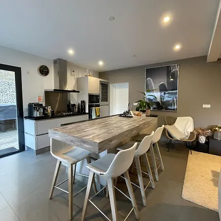 A Hossegor, Jolie Maison Avec Pour Sejour Bien Etre Soorts-Hossegor