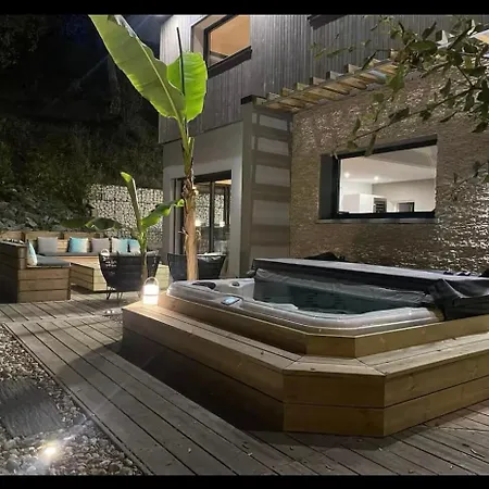 A Hossegor, Jolie Maison Avec Pour Sejour Bien Etre